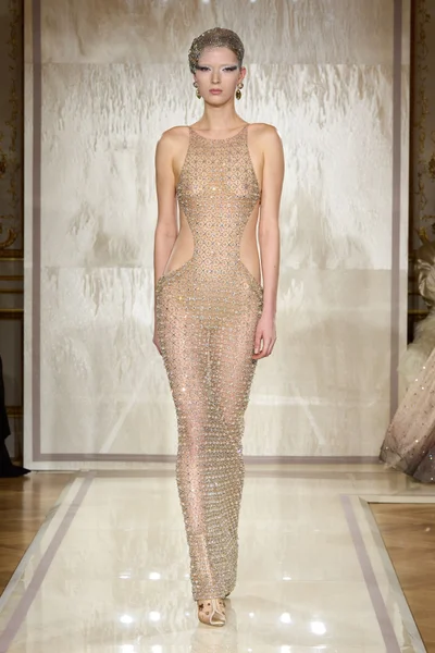 Look 77